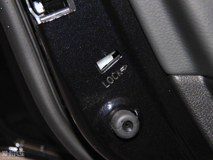 2015|L(fng)L(fng)AX7 2.0L Ԅ