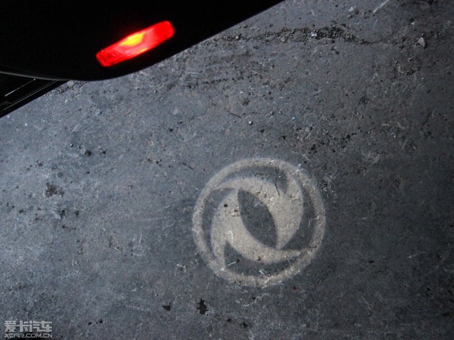 2015|L(fng)L(fng)AX7 2.0L Ԅ(dng)