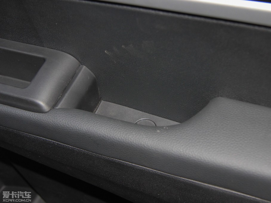 2015|L(fng)L(fng)AX7 2.0L Ԅ