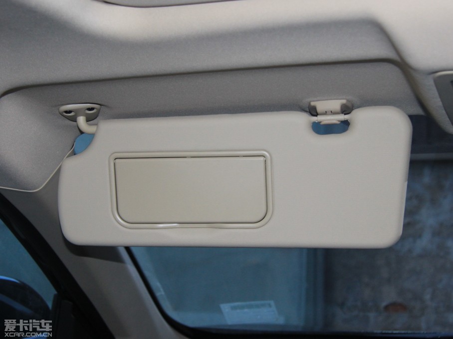 2015|L(fng)L(fng)AX7 2.0L Ԅ(dng)