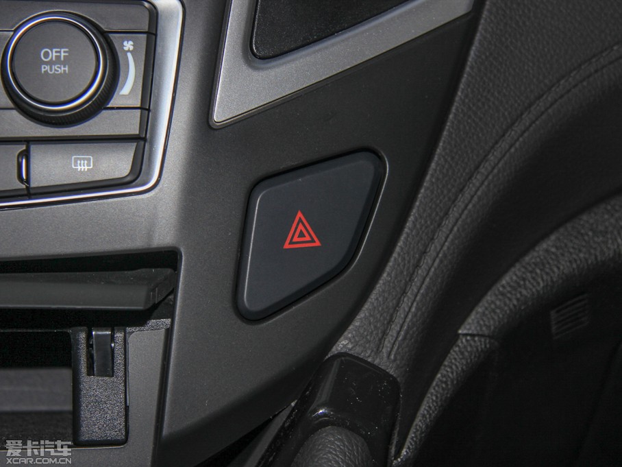 2015|L(fng)L(fng)AX7 2.0L Ԅ(dng)