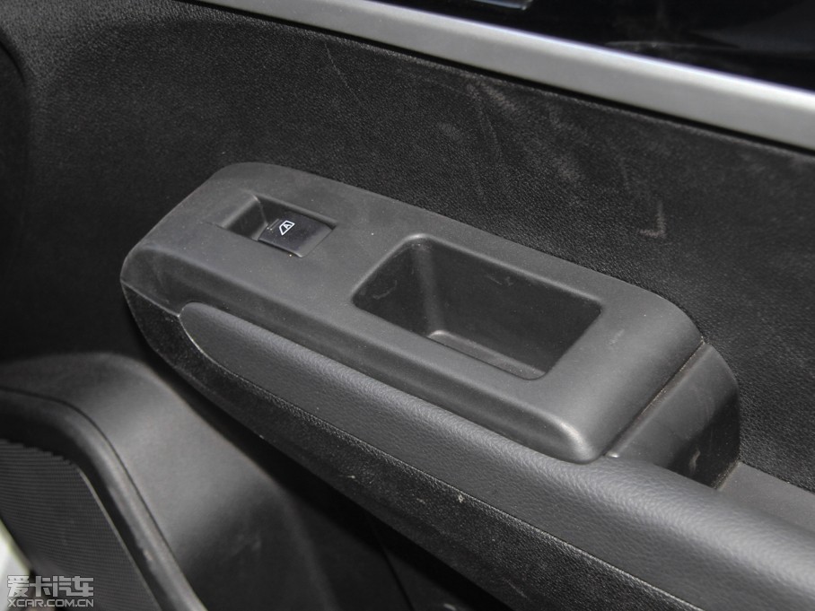 2015|L(fng)L(fng)AX7 2.0L ք(dng)