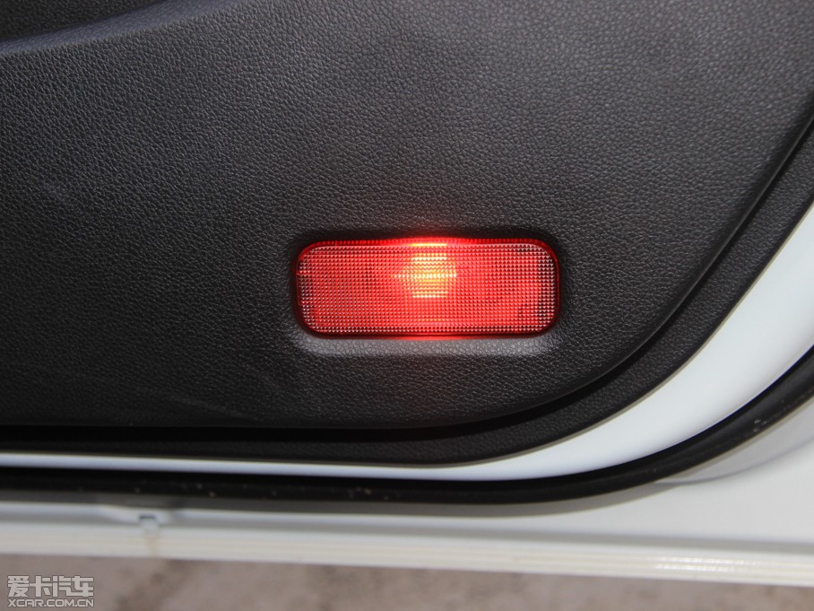 2015|L(fng)L(fng)AX7 2.0L ք(dng)