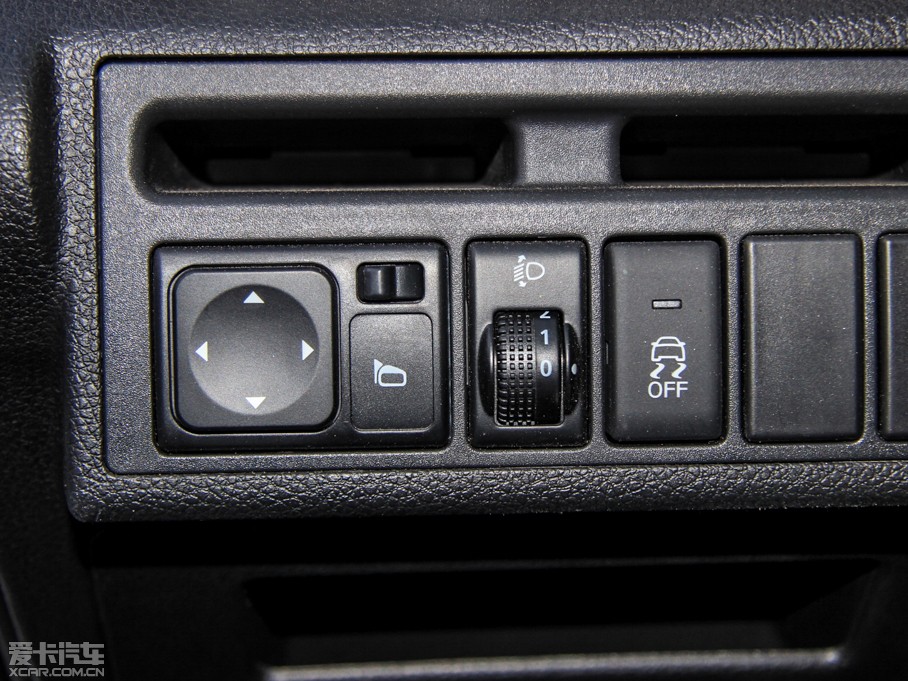 2015|L(fng)L(fng)AX7 2.0L ք