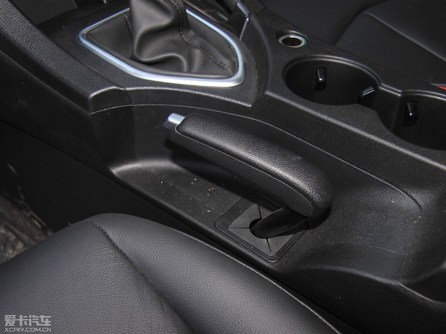 2015|L(fng)L(fng)AX7 2.0L ք