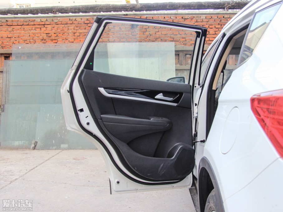 2015|L(fng)L(fng)AX7 2.0L ք(dng)