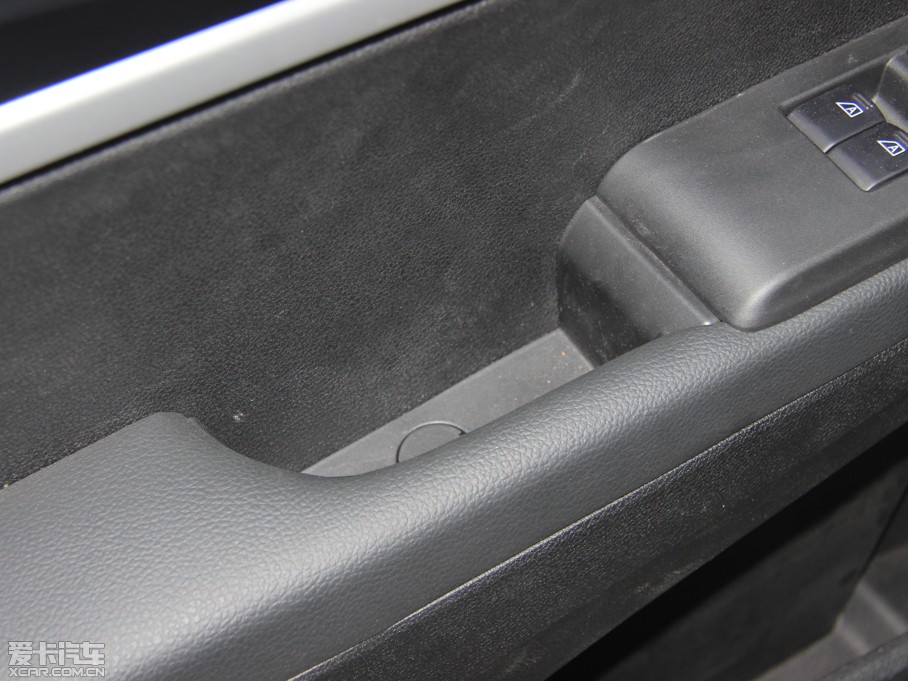 2015|L(fng)L(fng)AX7 2.0L ք