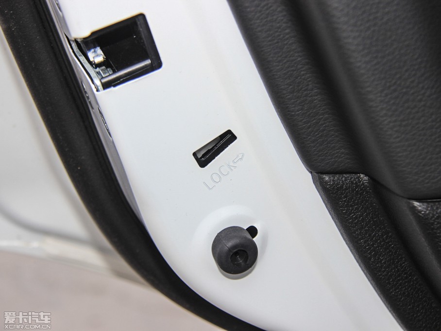 2015|L(fng)L(fng)AX7 2.0L ք