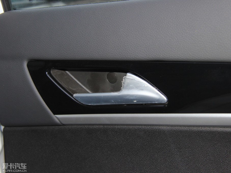 2015|L(fng)L(fng)AX7 2.0L ք