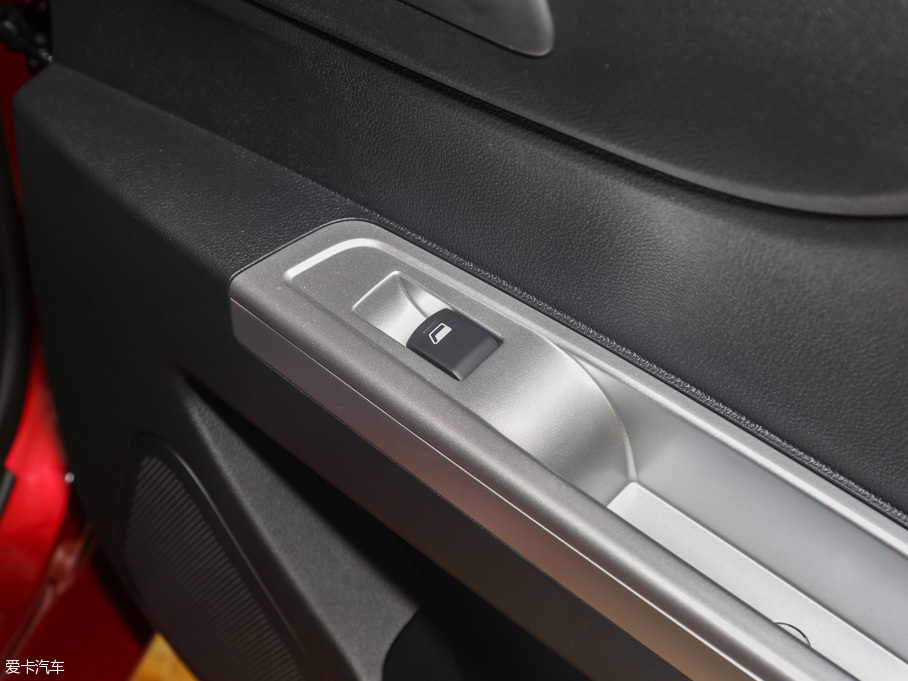 2014LA30 1.5L ք򌌍