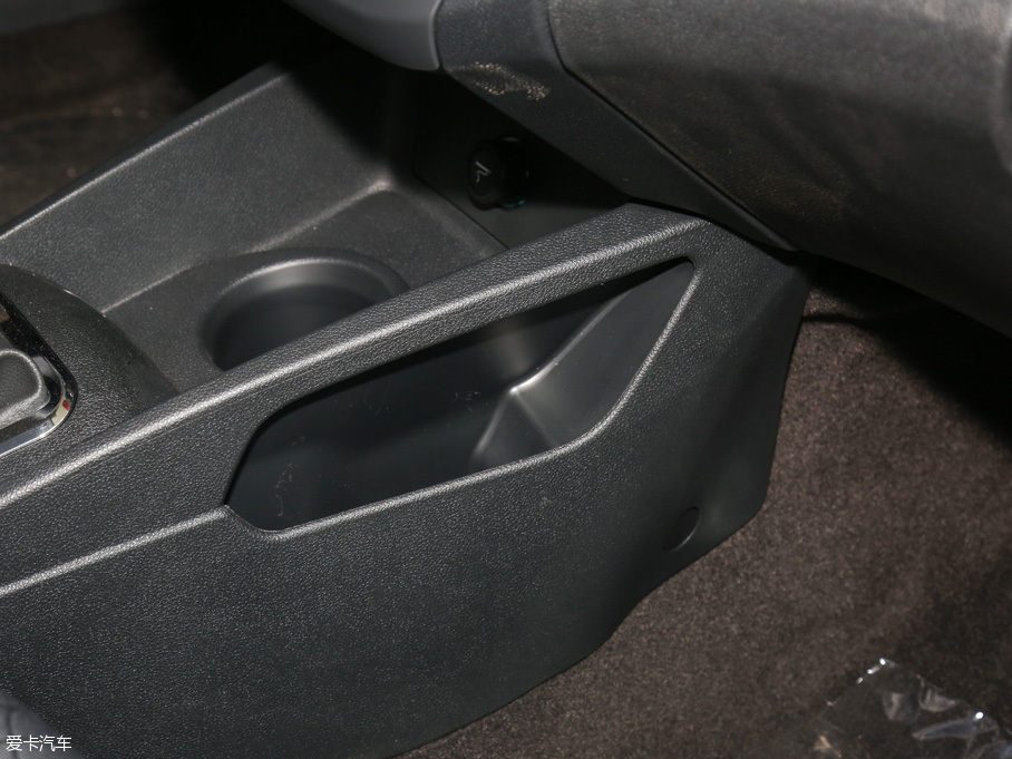 2014LA30 1.5L ք򌌍