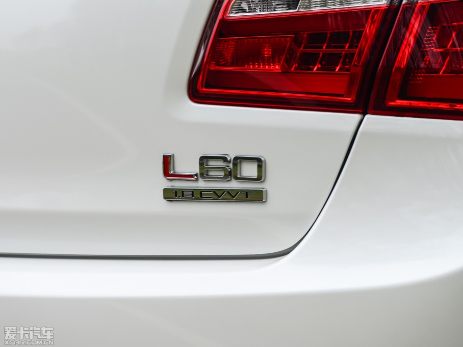 2015���L��L60 1.8L �Ԅ������