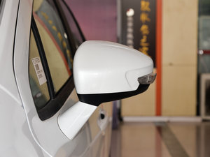 2015款1.8L 手动新享型 后视镜