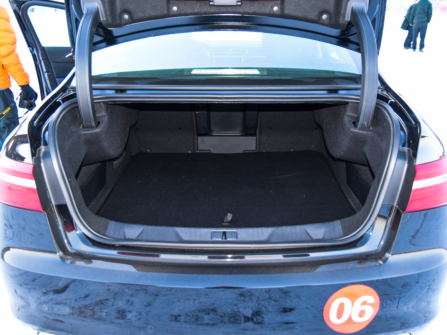 2016|L(fng)A9 1.8T Ԅ(dng)Ş