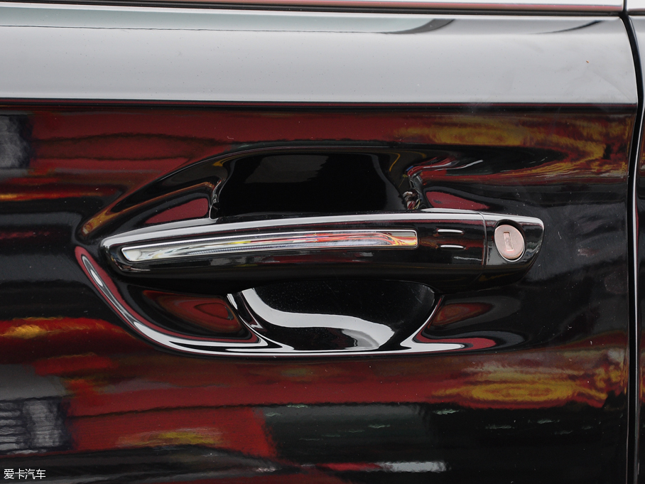 2016��|�LA9 1.8T �Ԅ����F��