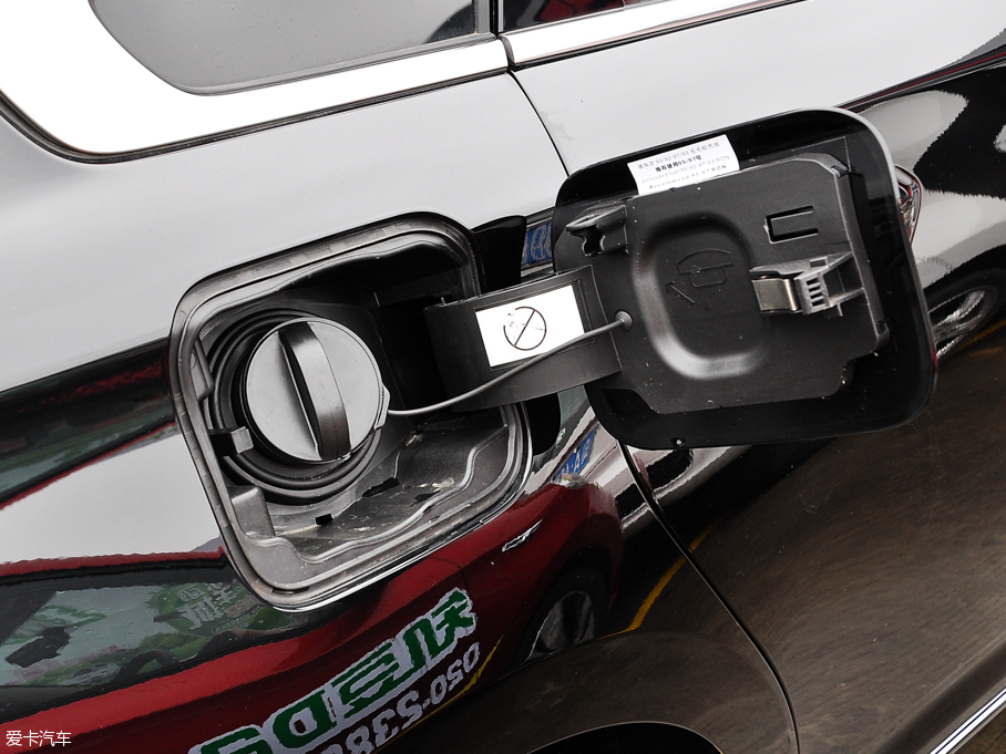 2016��|�LA9 1.8T �Ԅ����F��