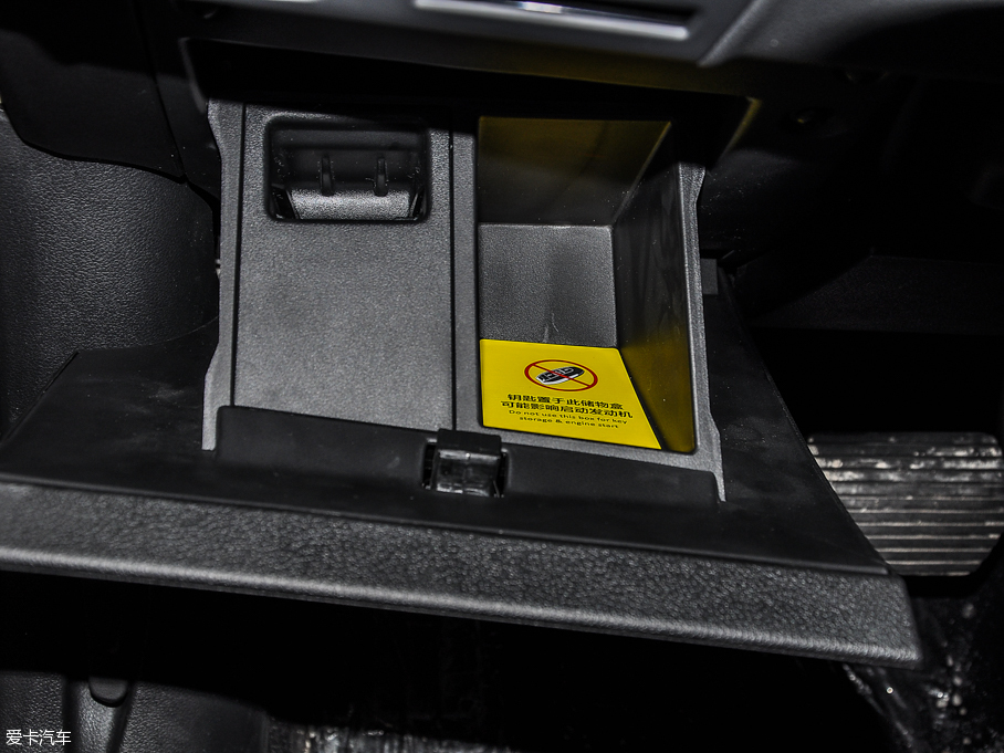 2016��|�LA9 1.8T �Ԅ����F��