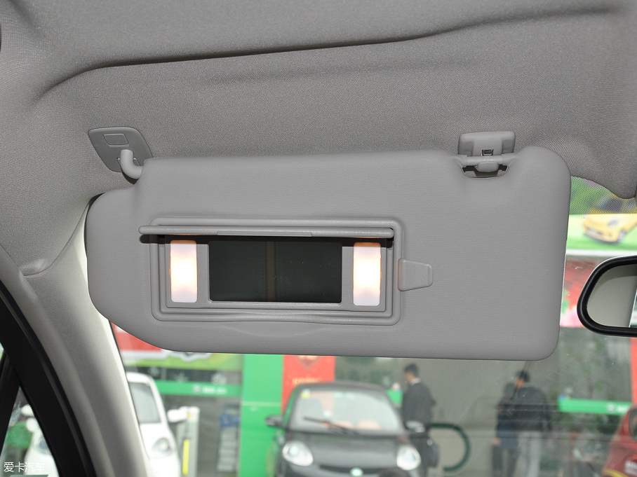 2016��|�LA9 1.8T �Ԅ����F��