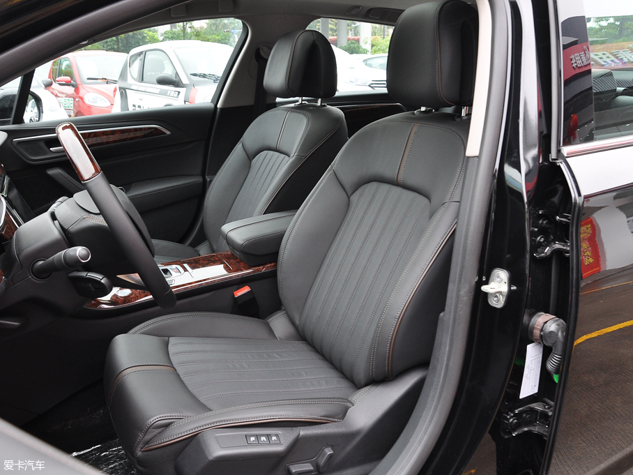 2016��|�LA9 1.8T �Ԅ����F��