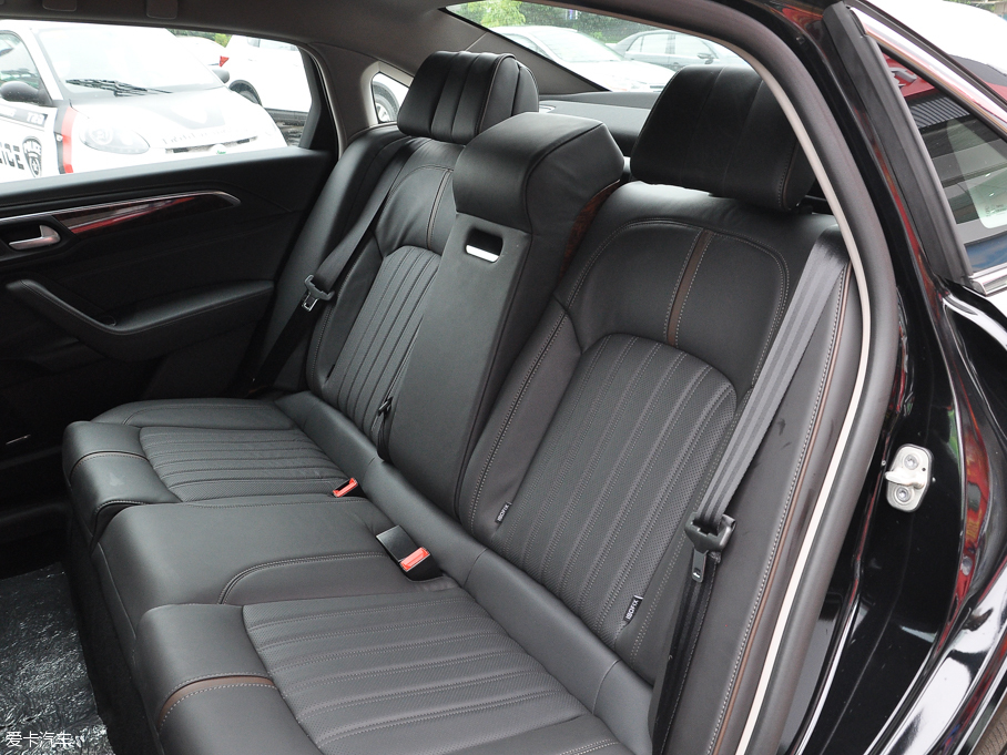 2016��|�LA9 1.8T �Ԅ����F��