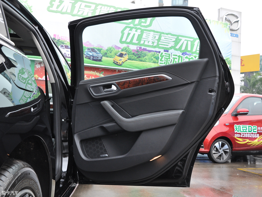 2016��|�LA9 1.8T �Ԅ����F��