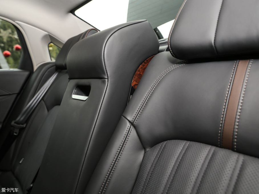 2016|L(fng)A9 1.8T Ԅ(dng)Ş