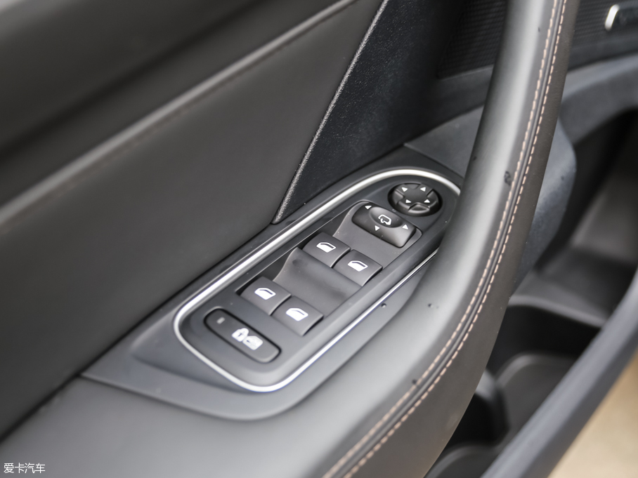 2016��|�LA9 1.8T �Ԅ���Ş��