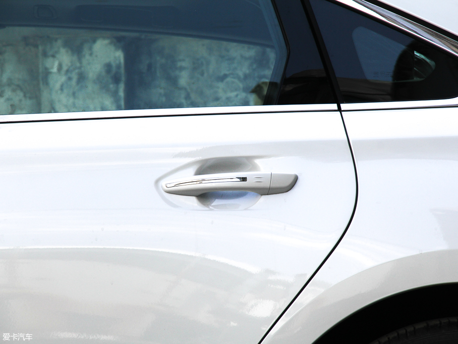 2016|L(fng)A9 1.8T Ԅ(dng)A