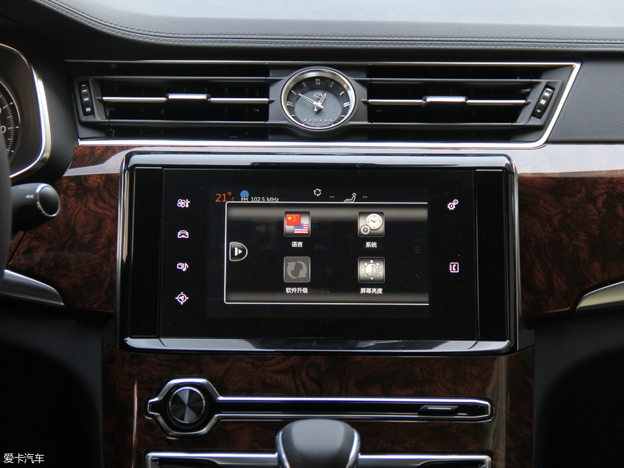 2016|L(fng)A9 1.8T ԄӺA