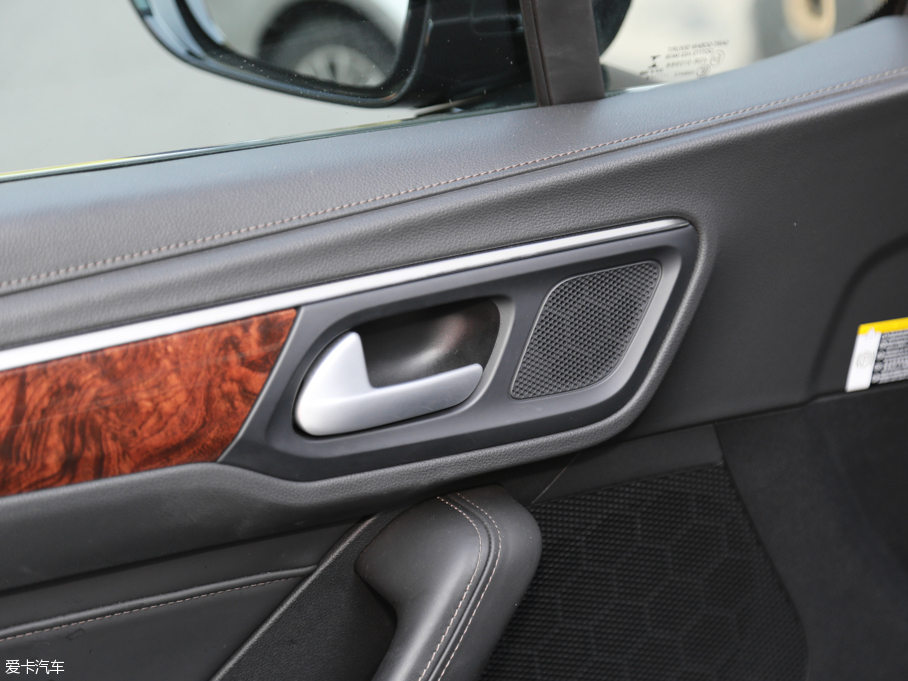 2016|L(fng)A9 1.8T ԄŞ