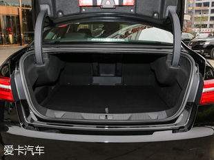 東風風神2016款東風A9