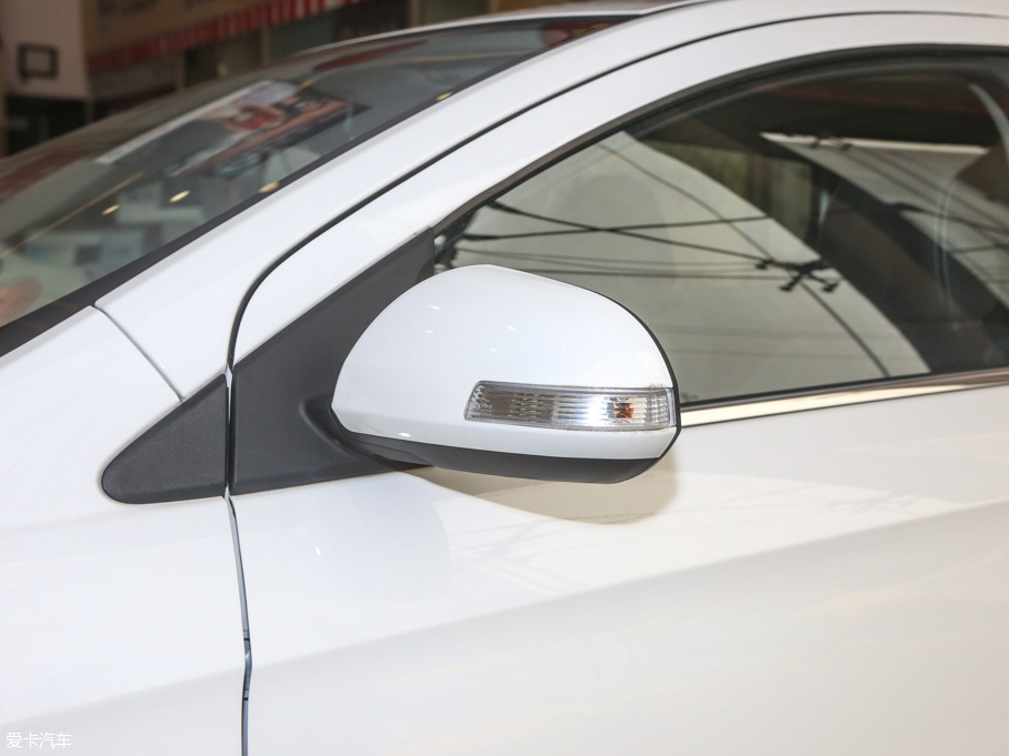 2016���L(f��ng)��AX3 1.5L �Ԅ������