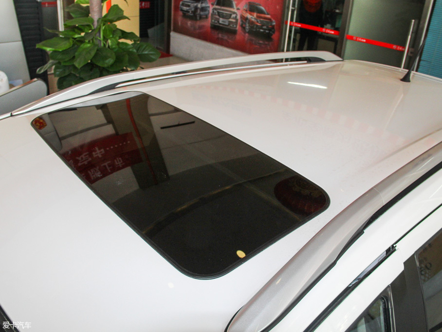 2016���L(f��ng)��AX3 1.5L �ք��¿���