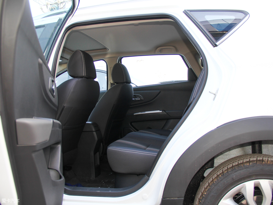 2016���L��AX3 1.5L �ք��¿���