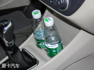 東風風神2016款風神A60