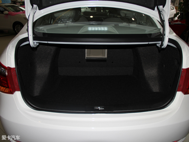 東風風神2016款風神A60