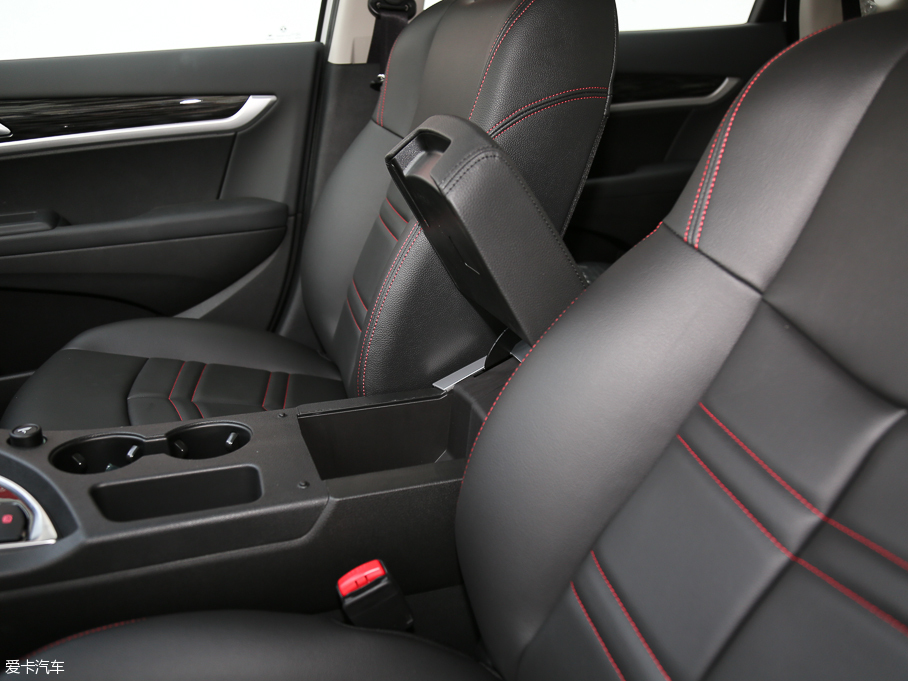 2016|L(fng)L(fng)AX7 2.0L Ԅ(dng)