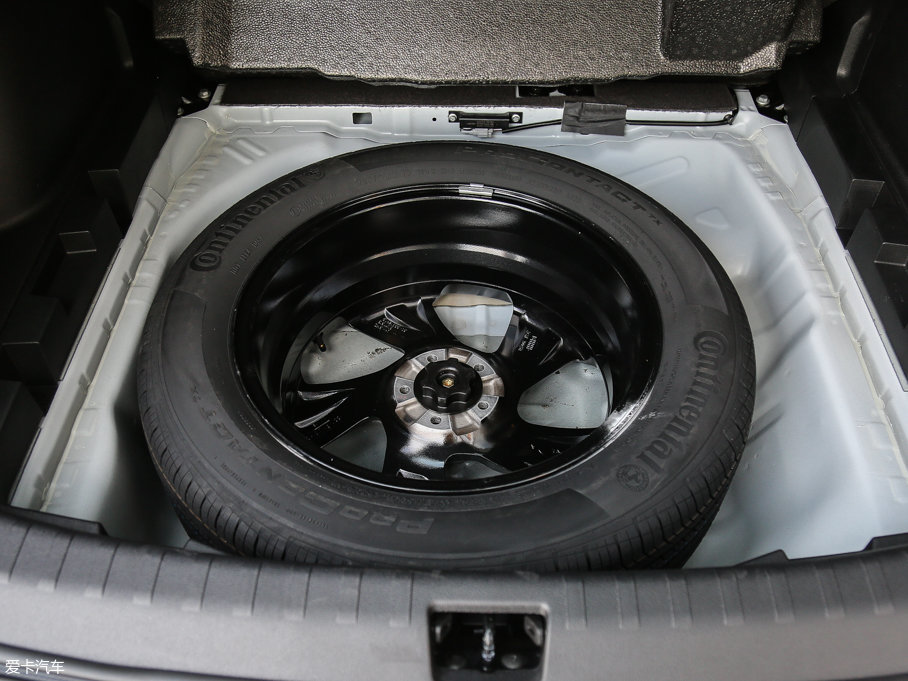 2016|L(fng)L(fng)AX7 2.0L Ԅ(dng)S