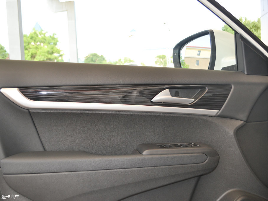 2016|L(fng)L(fng)AX7 2.0L ք(dng)