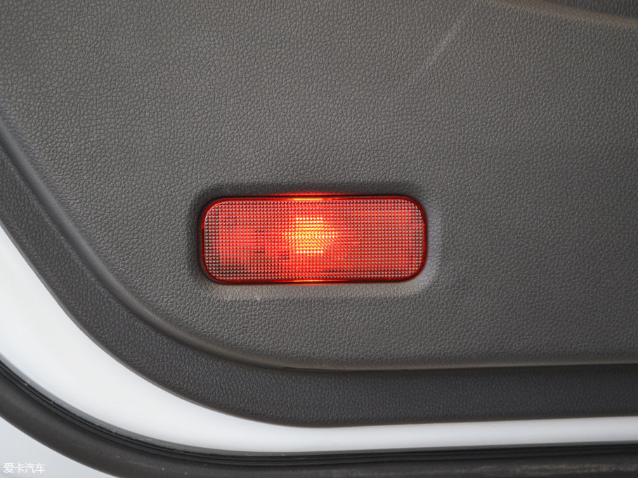 2016|L(fng)L(fng)AX7 2.0L ք(dng)