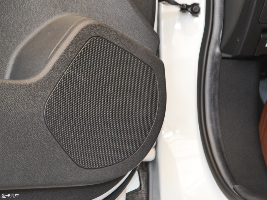 2016|L(fng)L(fng)AX7 2.0L ք