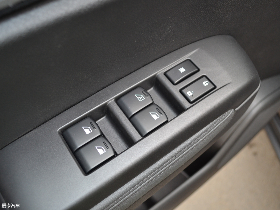 2017L(fng)AX5 1.4T քȤ