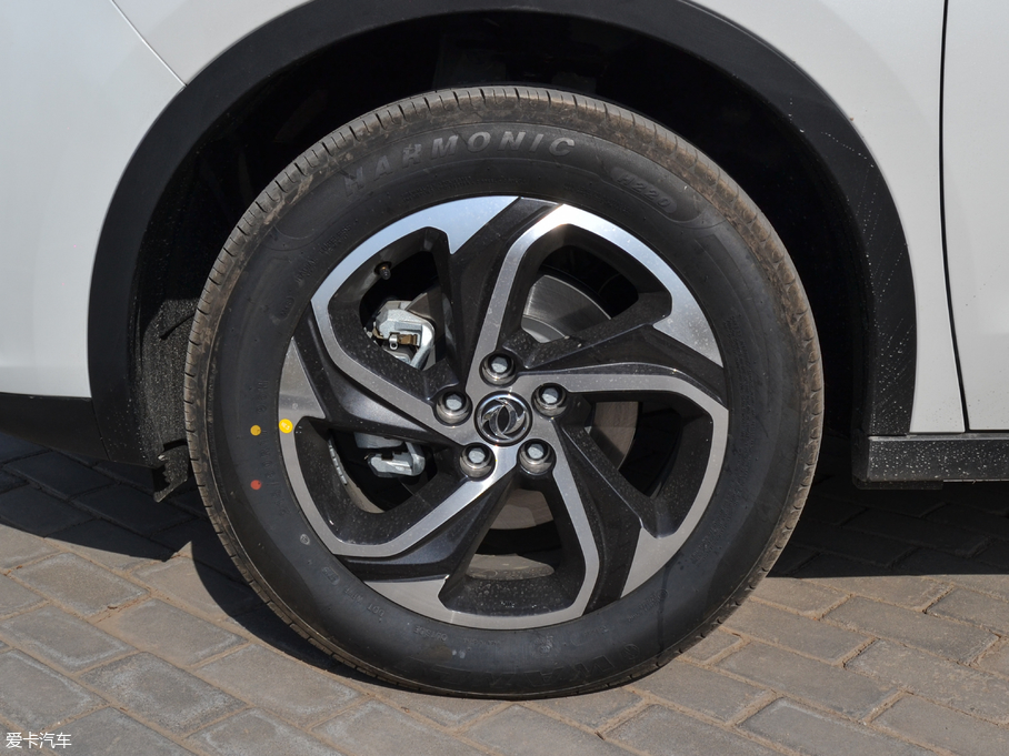 2017���L(f��ng)��AX5 1.4T DCTȤ����