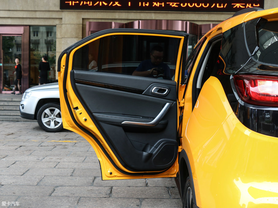 2017L(fng)AX4 1.4T DCT