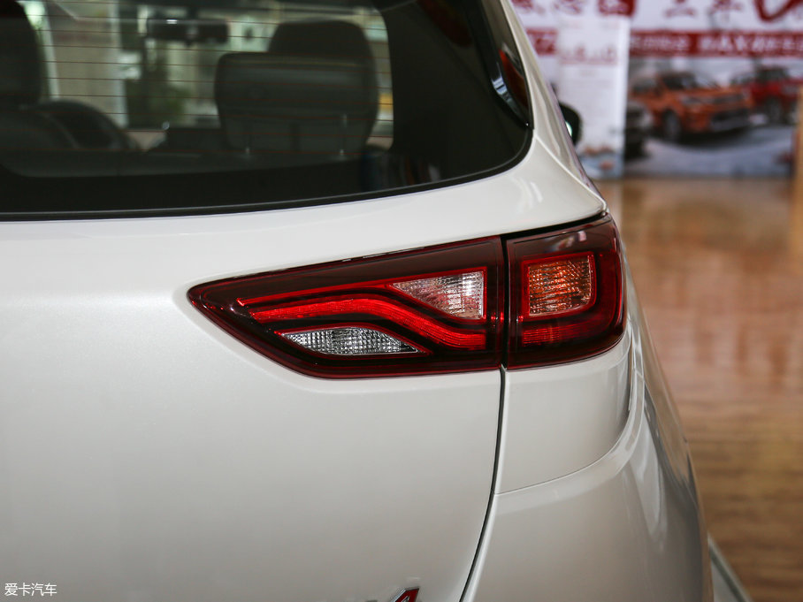 2017L(fng)AX4 1.6L քӳ