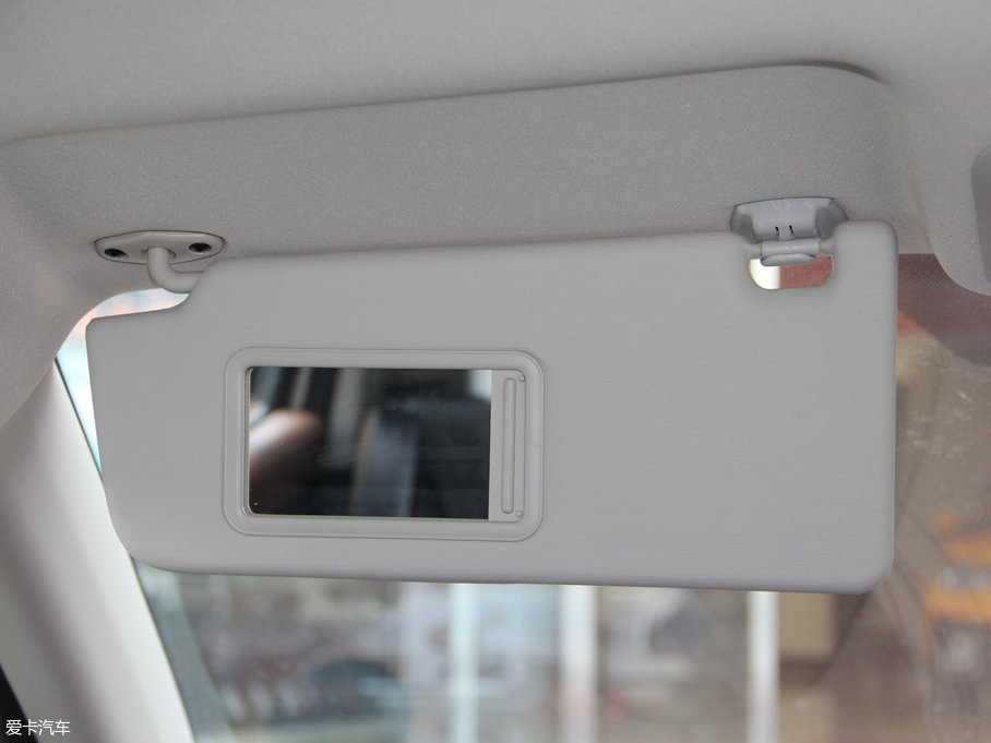 2017L(fng)AX4 1.6L ք(dng)m