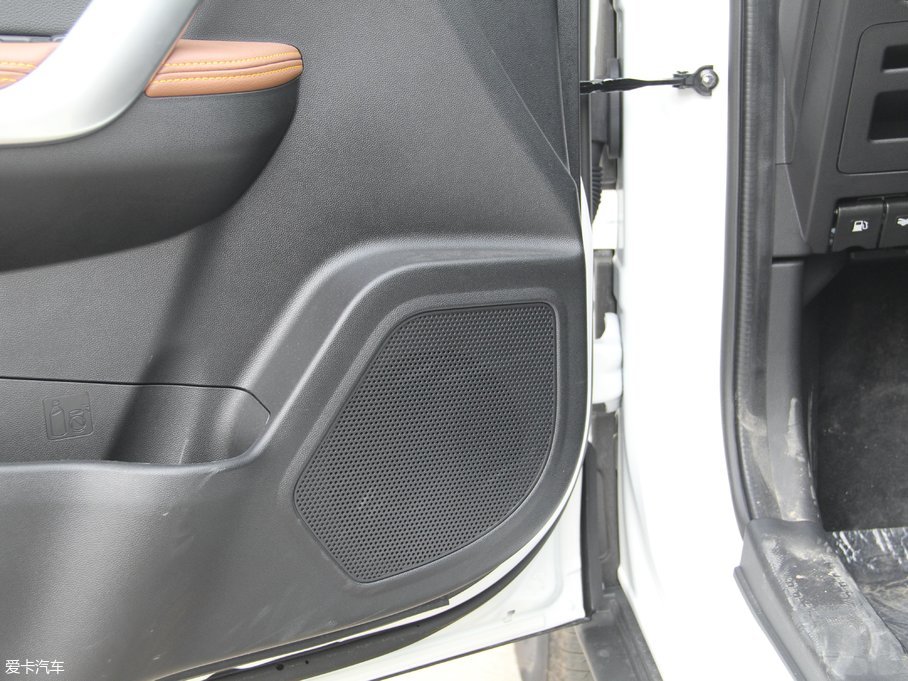 2017���L��AX4 1.6L �ք����m��