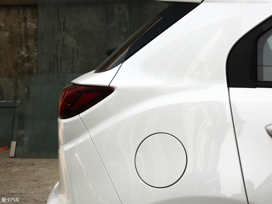 2017L(fng)AX4 1.6L ք(dng)