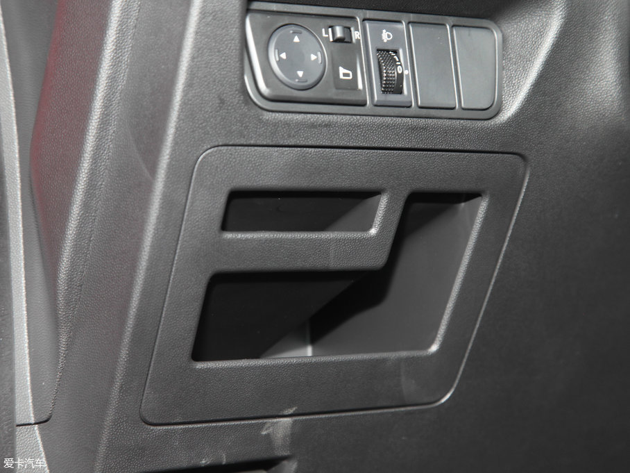 2017L(fng)AX4 1.6L ք(dng)m