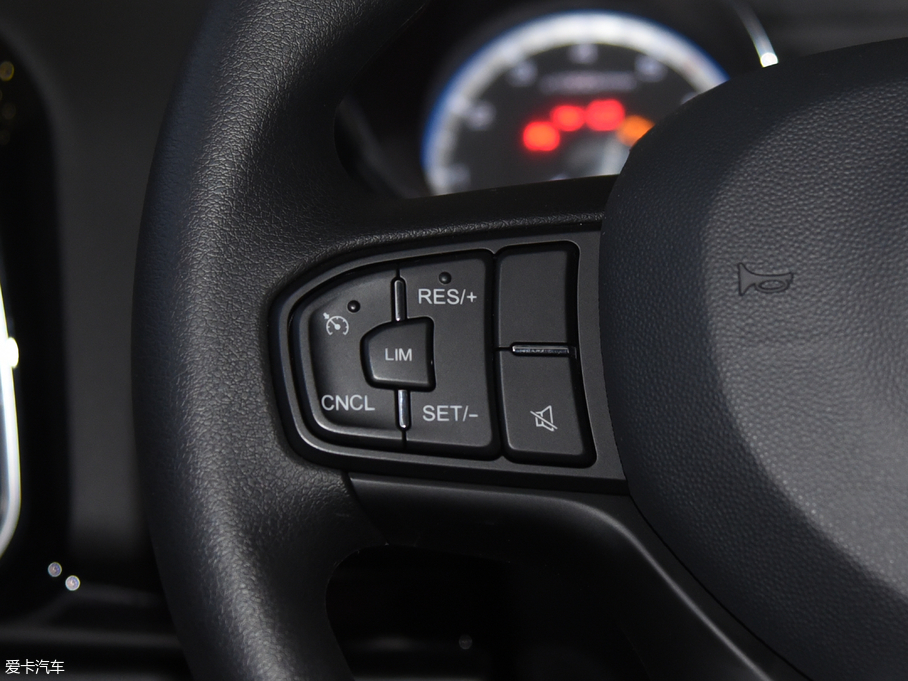 2017L(fng)AX4 1.6L ք(dng)